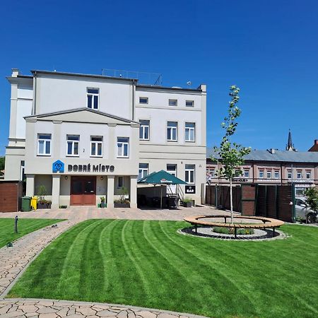 Hotel Dobré Místo Krnov Esterno foto