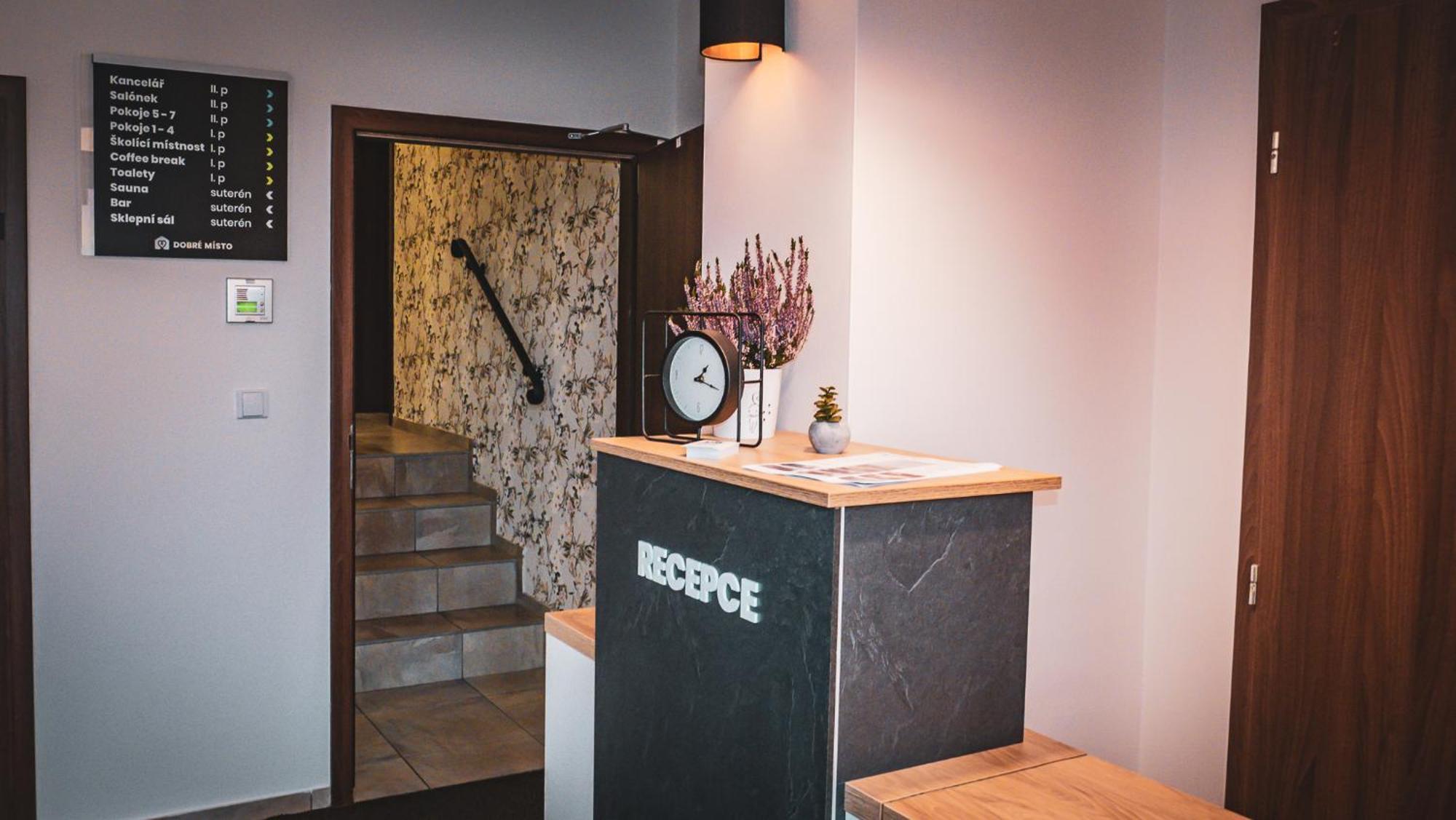 Hotel Dobré Místo Krnov Esterno foto