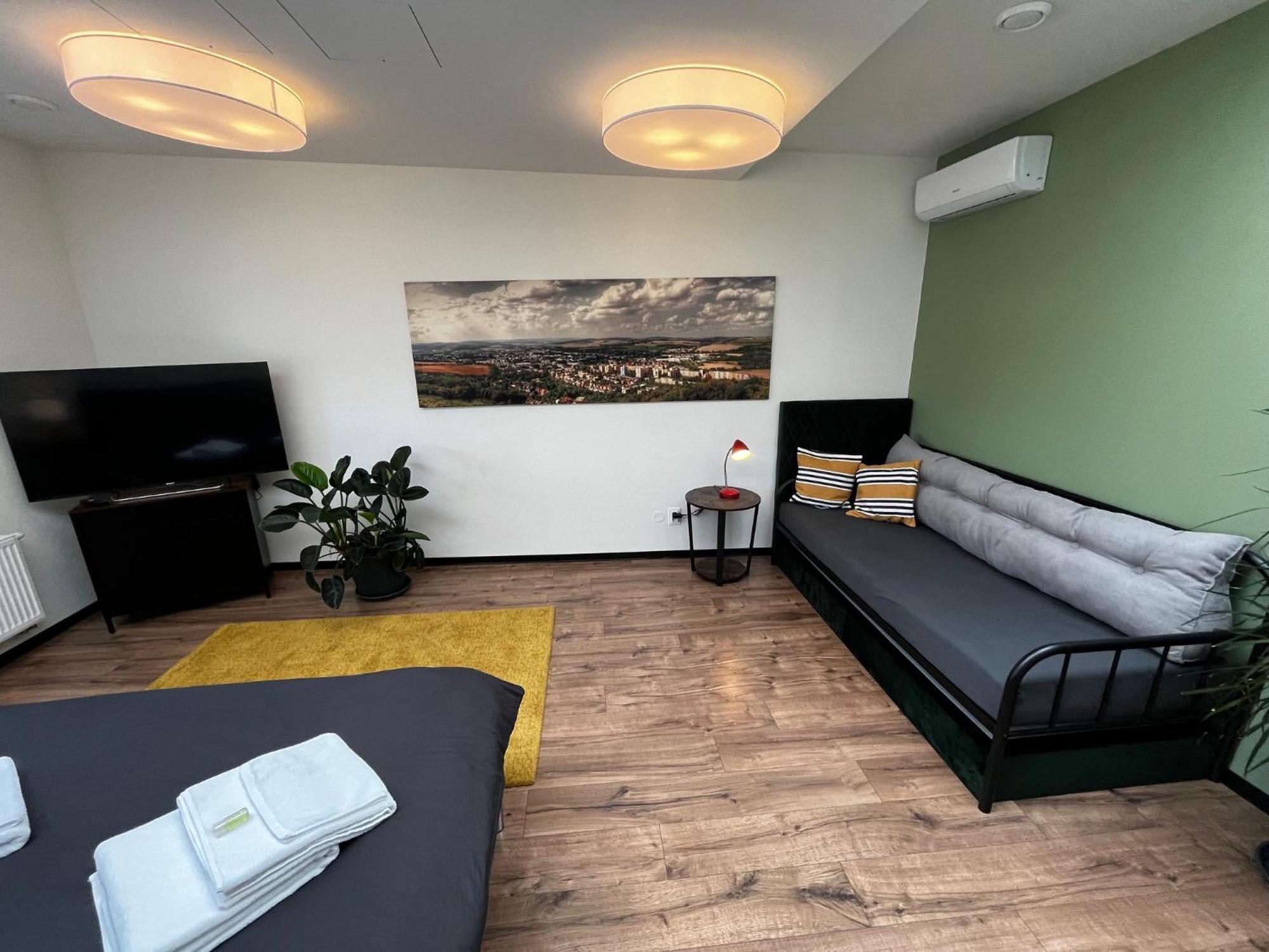 Hotel Dobré Místo Krnov Esterno foto