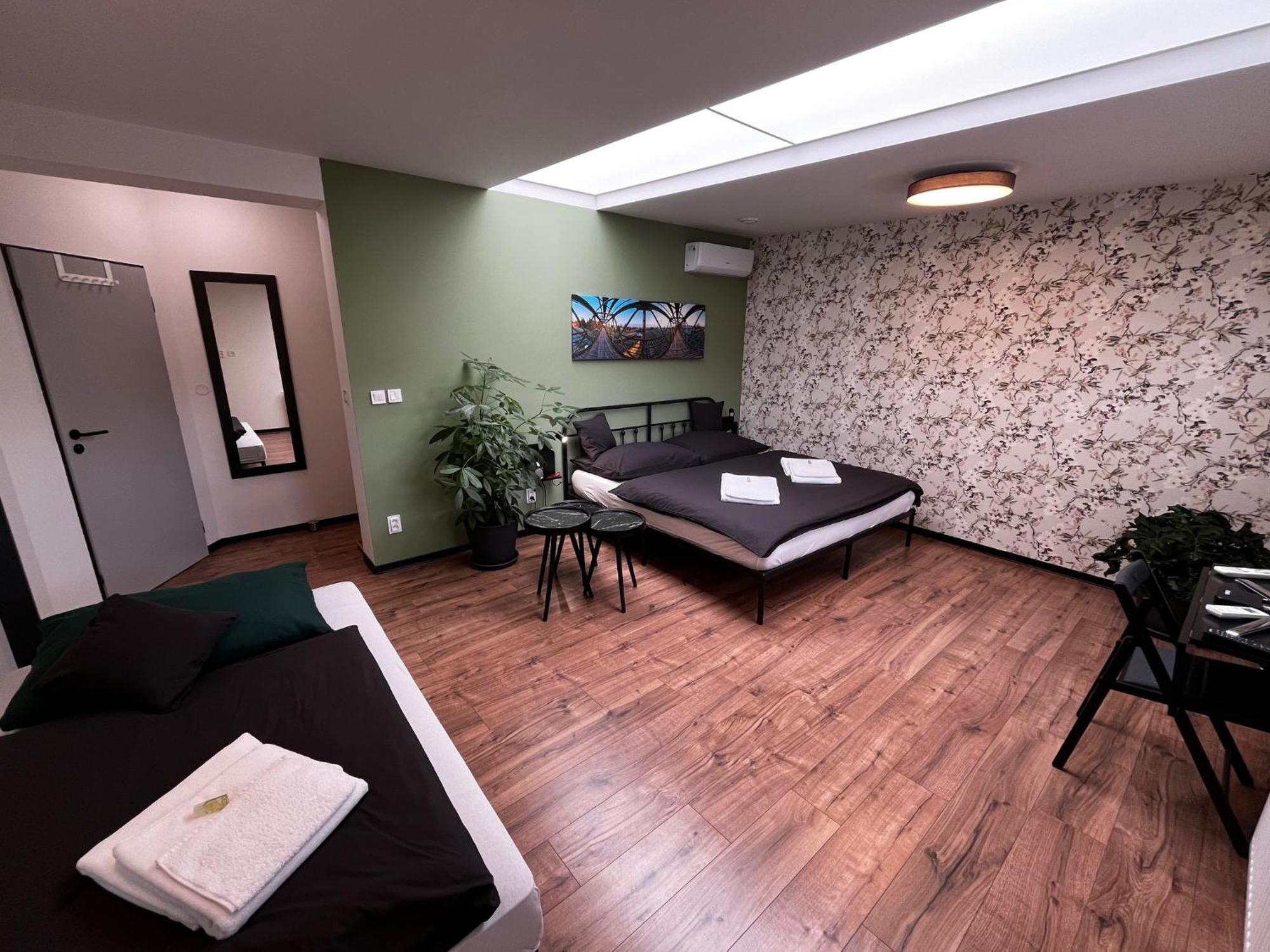 Hotel Dobré Místo Krnov Esterno foto